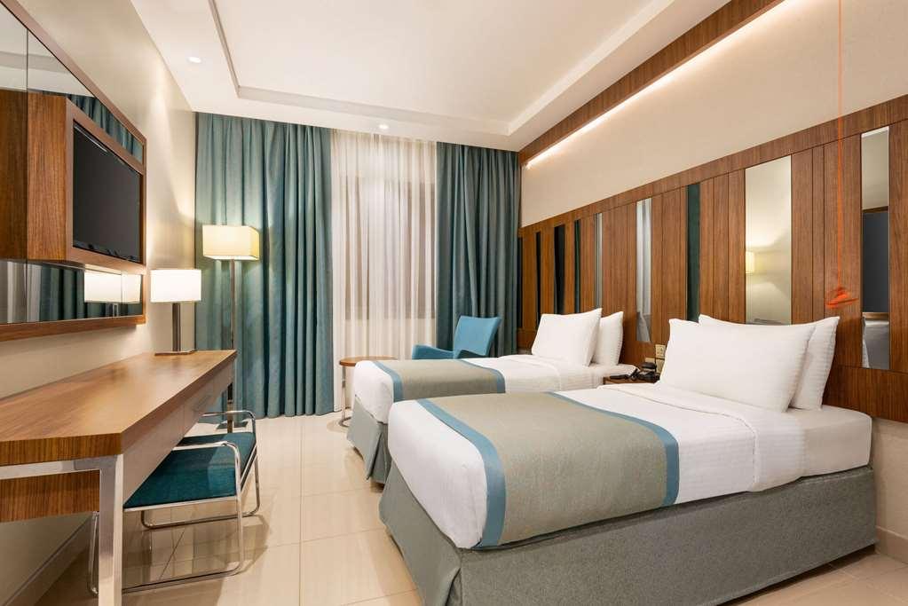 Ramada By Wyndham Makkah Zad Al Tayseer Mecca Room photo