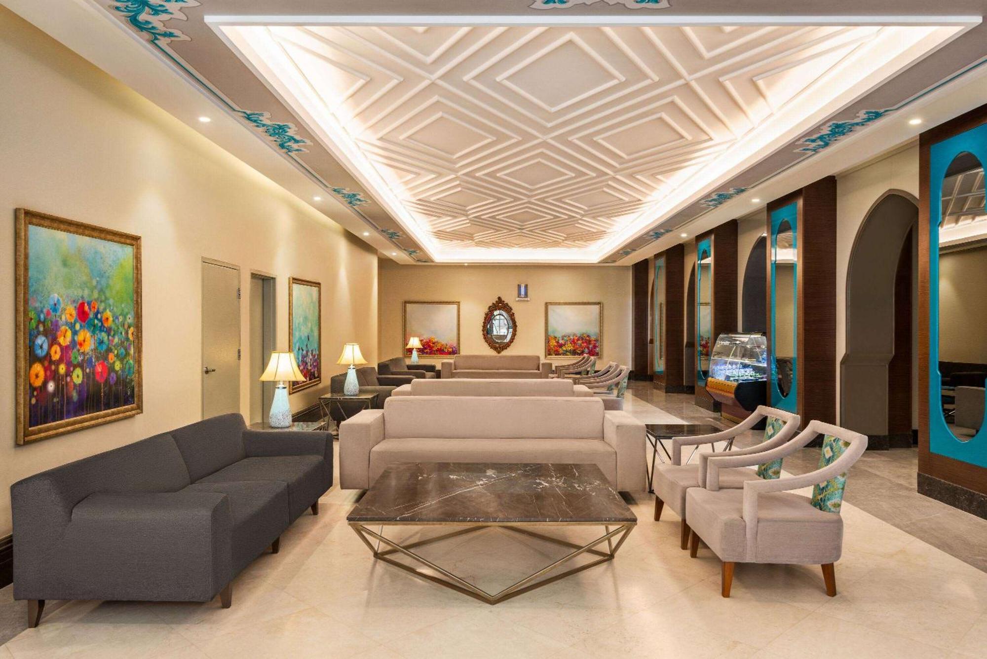 Ramada By Wyndham Makkah Zad Al Tayseer Mecca Exterior photo