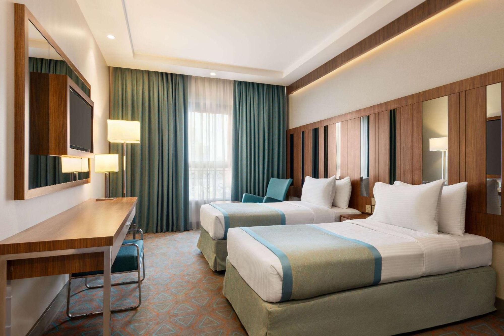 Ramada By Wyndham Makkah Zad Al Tayseer Mecca Exterior photo