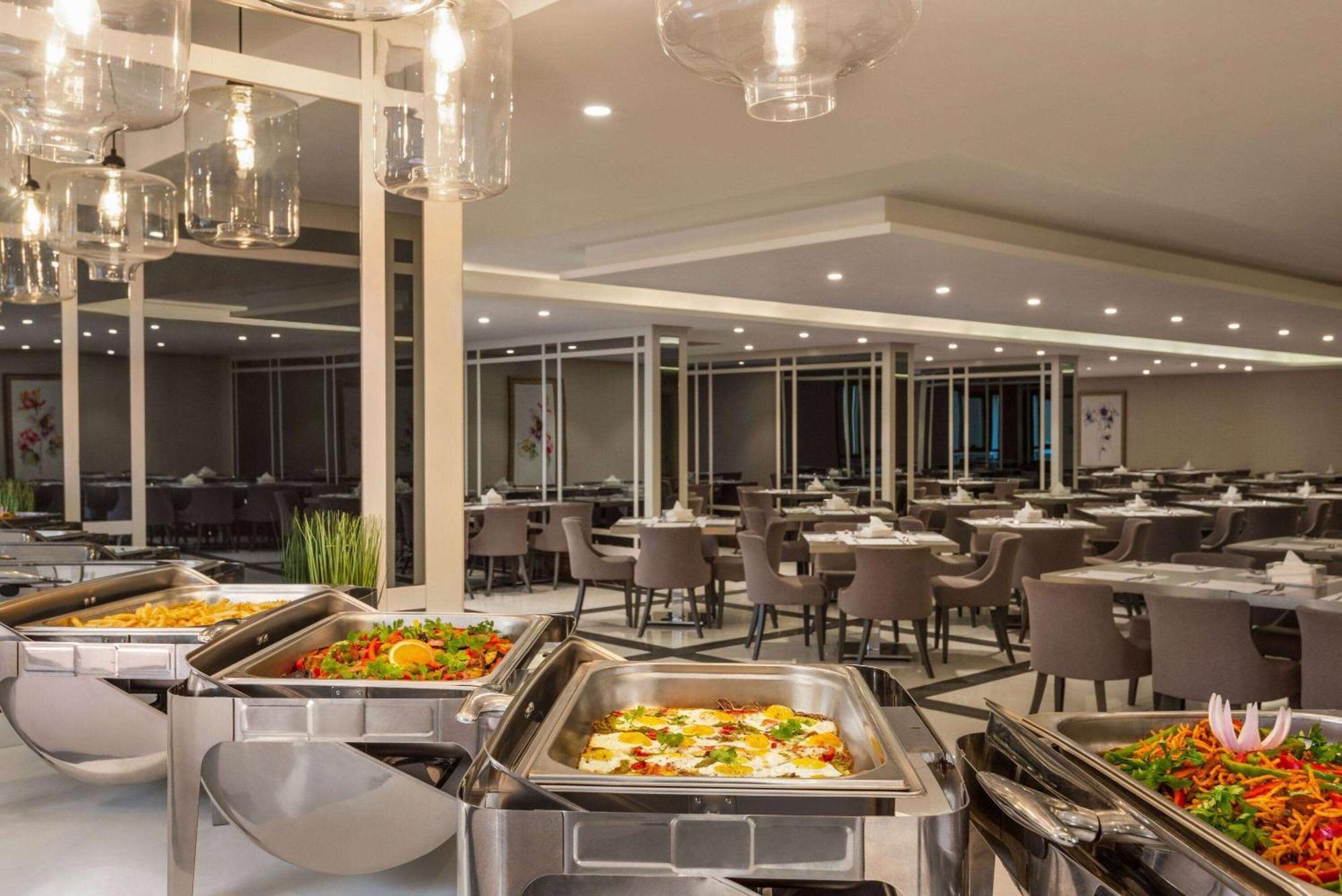 Ramada By Wyndham Makkah Zad Al Tayseer Mecca Exterior photo