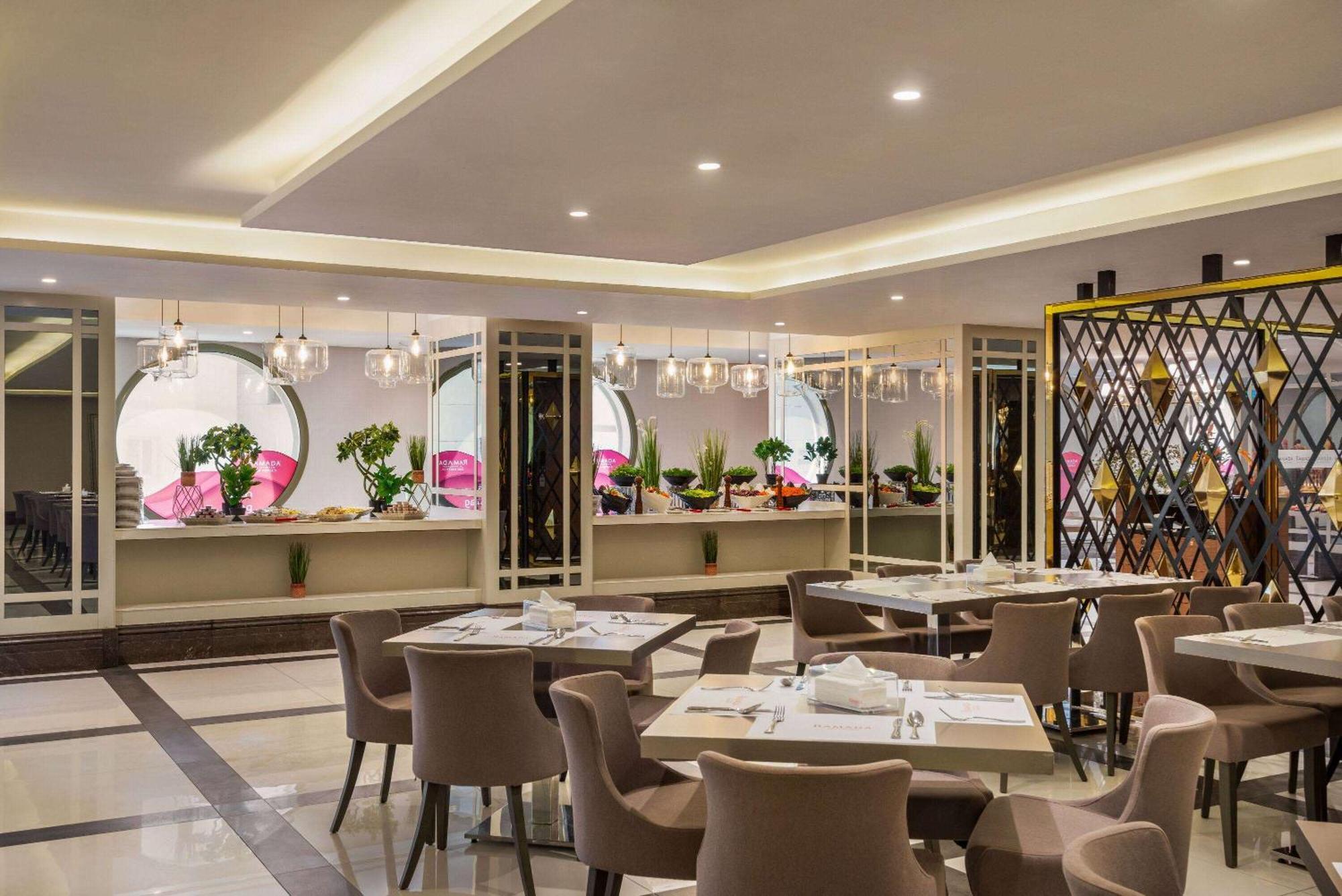 Ramada By Wyndham Makkah Zad Al Tayseer Mecca Exterior photo